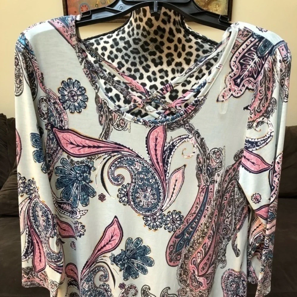 Honey Me flowy‎ top